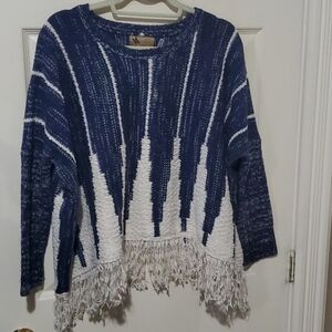 Ladies sweater size medium/large katsumi
